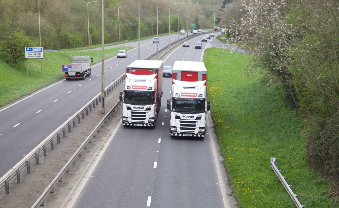 Simmonds transport Ltd, Driven by service.